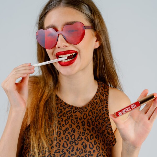 Home Lip Liner